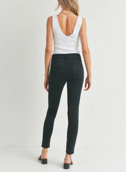 Just Black Denim High-Rise Skinny Jeans – Soft Stretch Everyday Denim