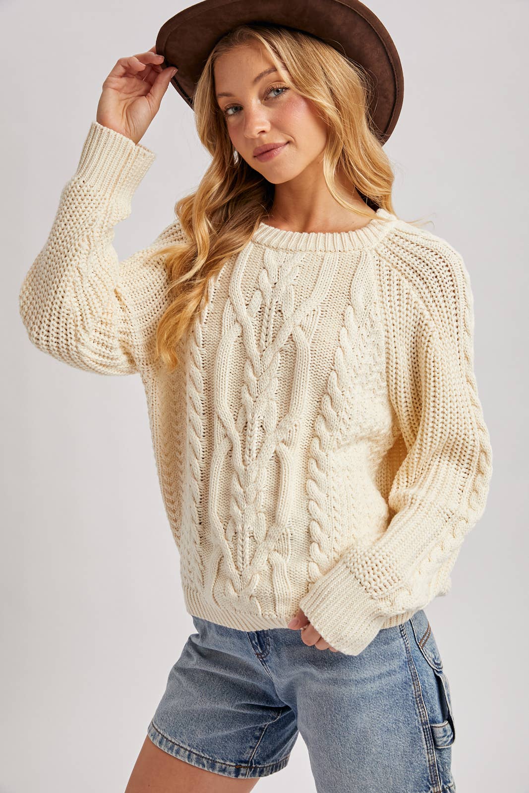 Crewneck Cable Knit Sweater