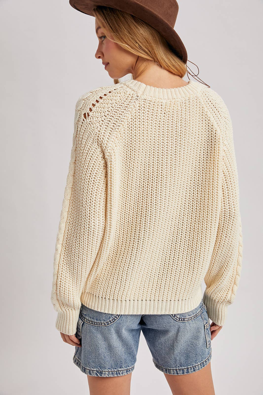 Crewneck Cable Knit Sweater