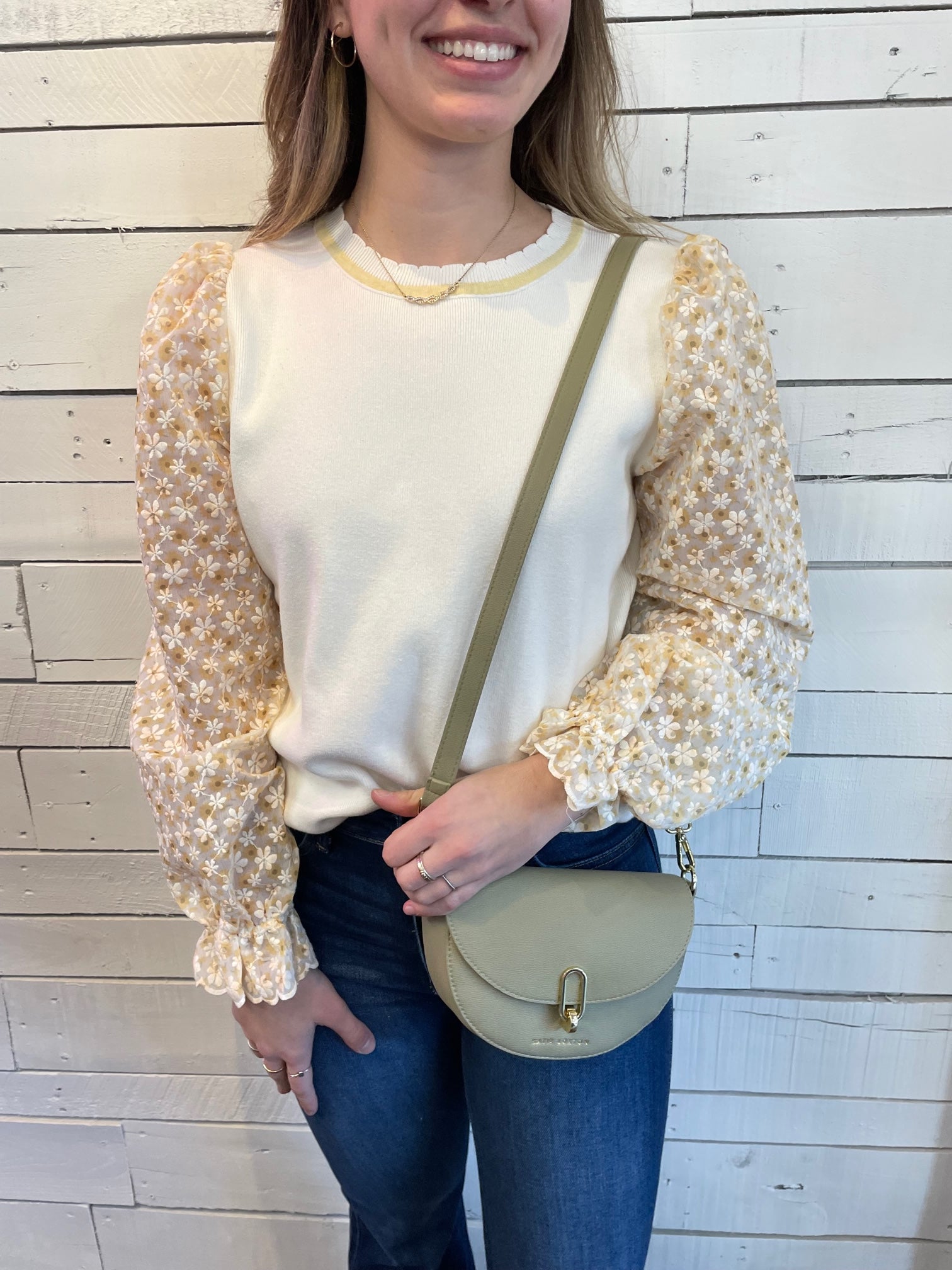 Floral Woven Sleeve Scallop Edge Sweater