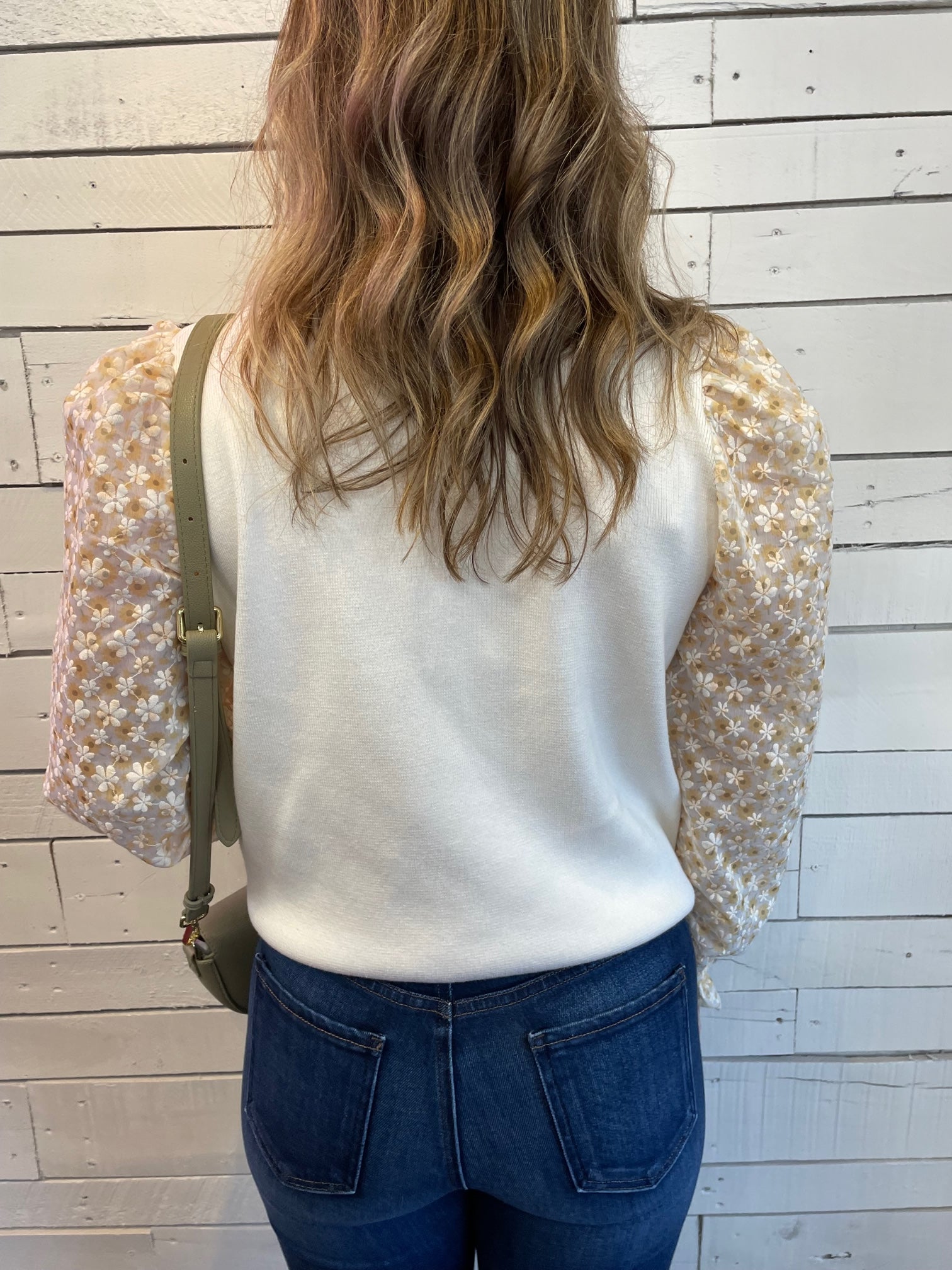 Floral Woven Sleeve Scallop Edge Sweater