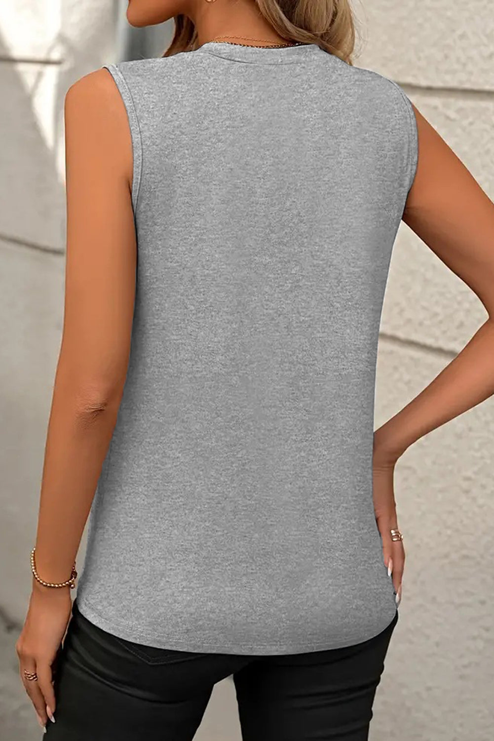 Solid Crew Neck Pleated Tank Top