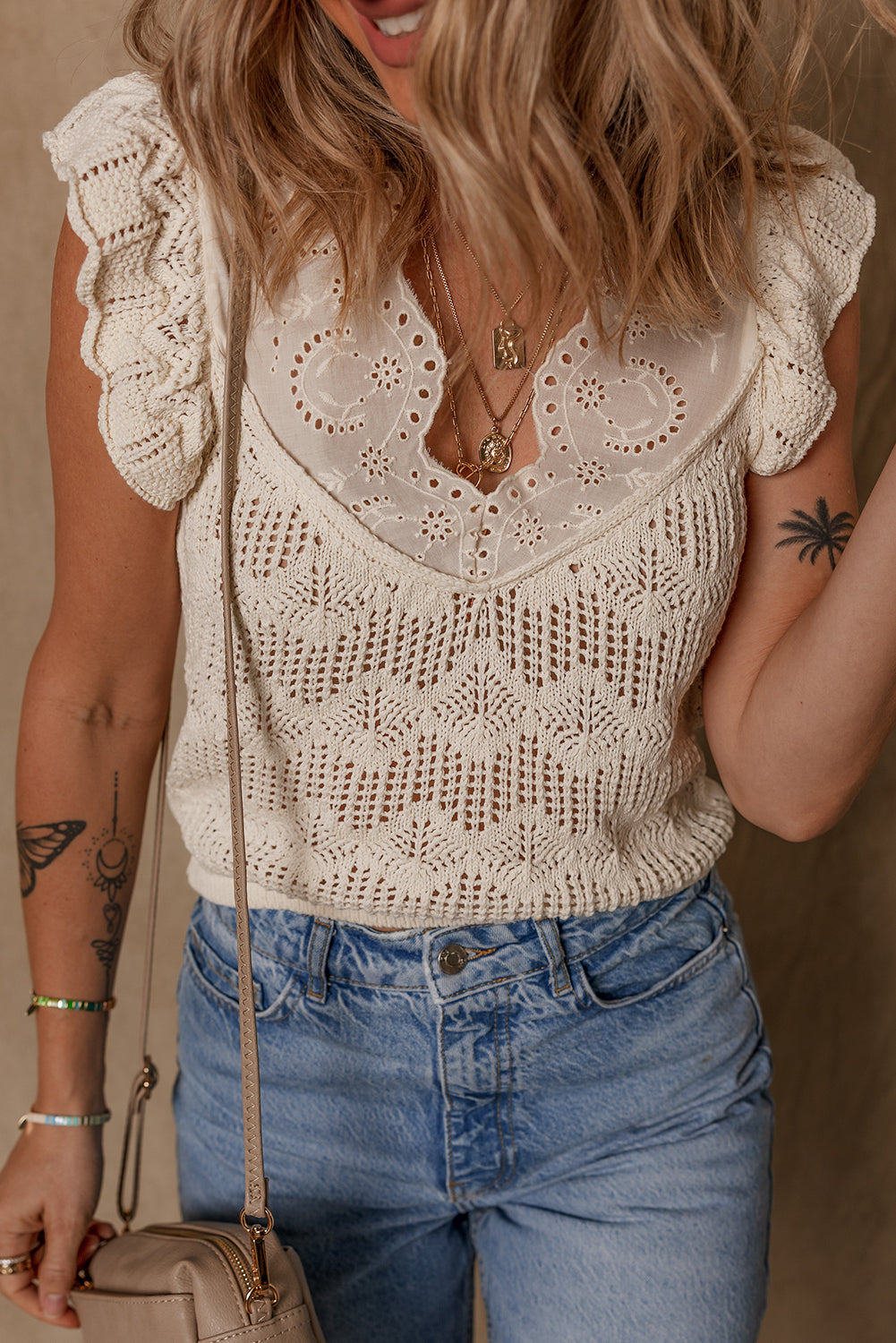 Embroidered Short Sleeve Knitted Ruffle Sweater Vest