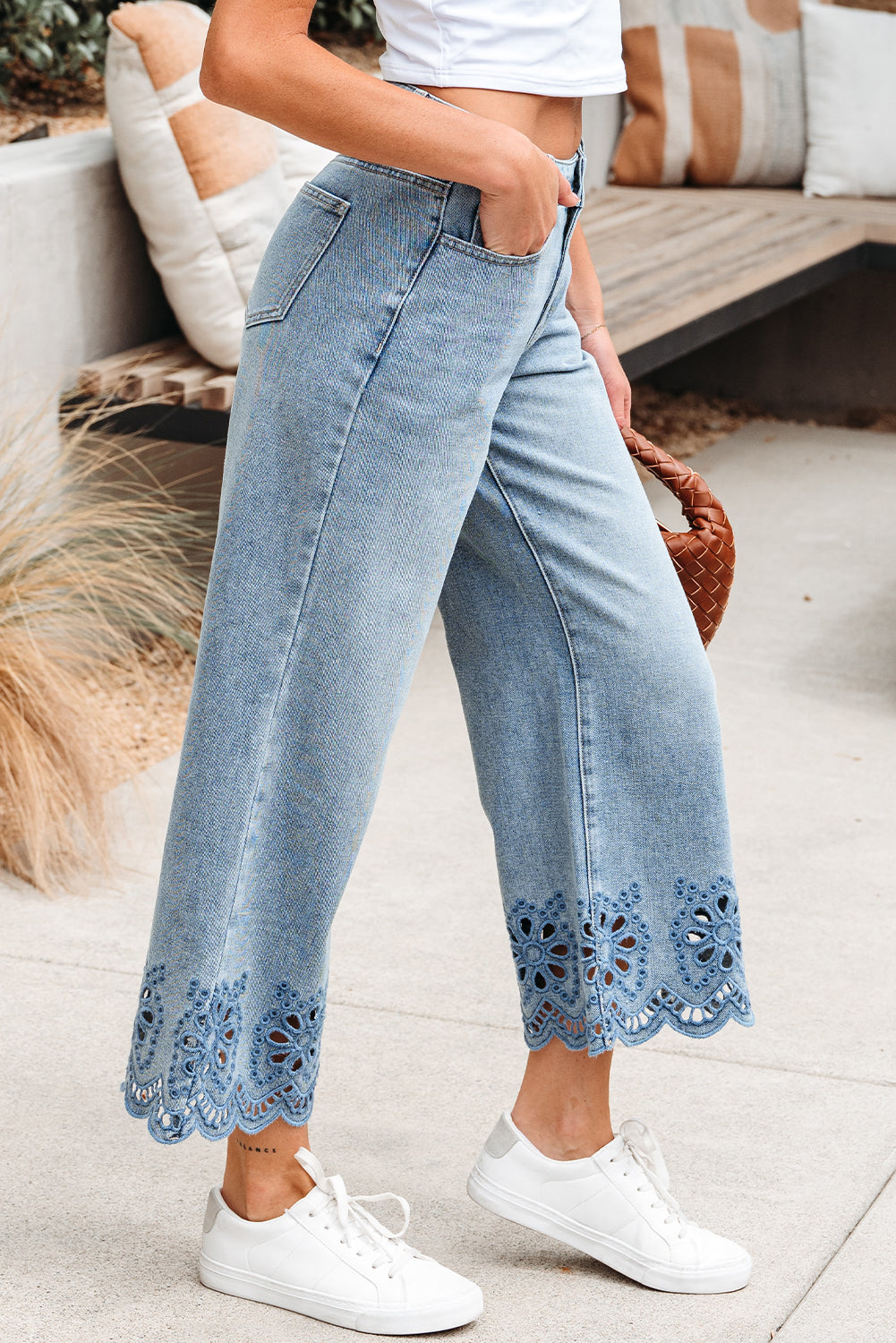 Embroidered Cropped Wide Leg Jeans