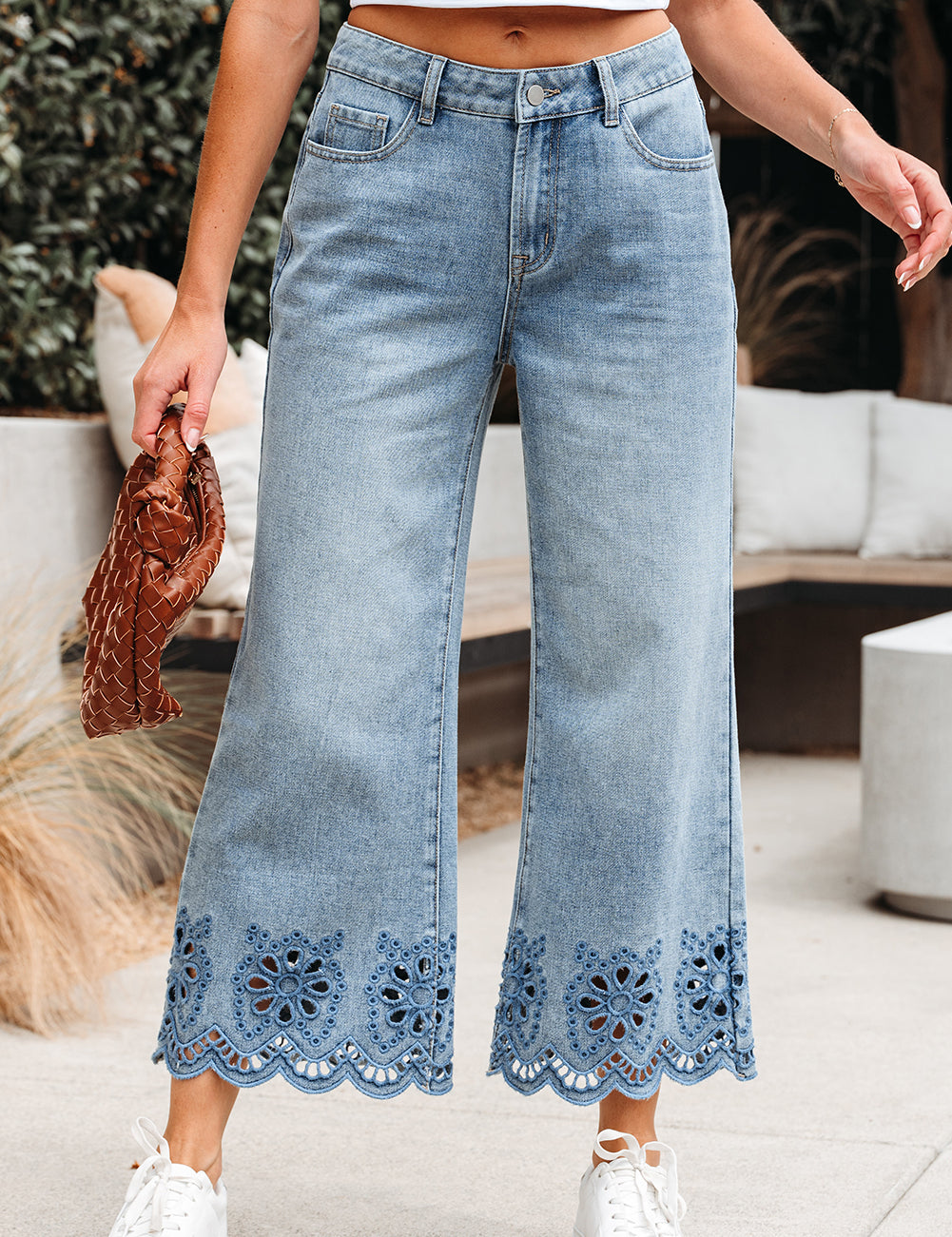 Embroidered Cropped Wide Leg Jeans