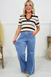 Retro Washed Patch Pocket Wide Leg Jeans