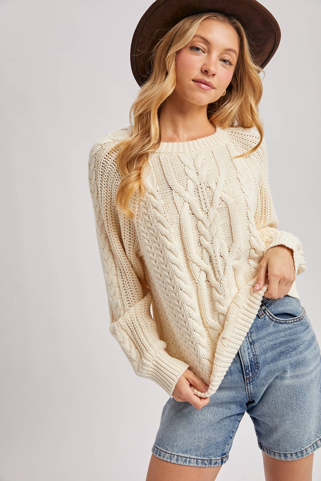 Crewneck Cable Knit Sweater